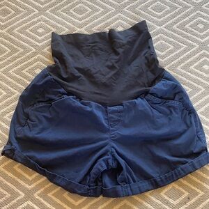 a glow Blue Maternity Short Shorts Size 4